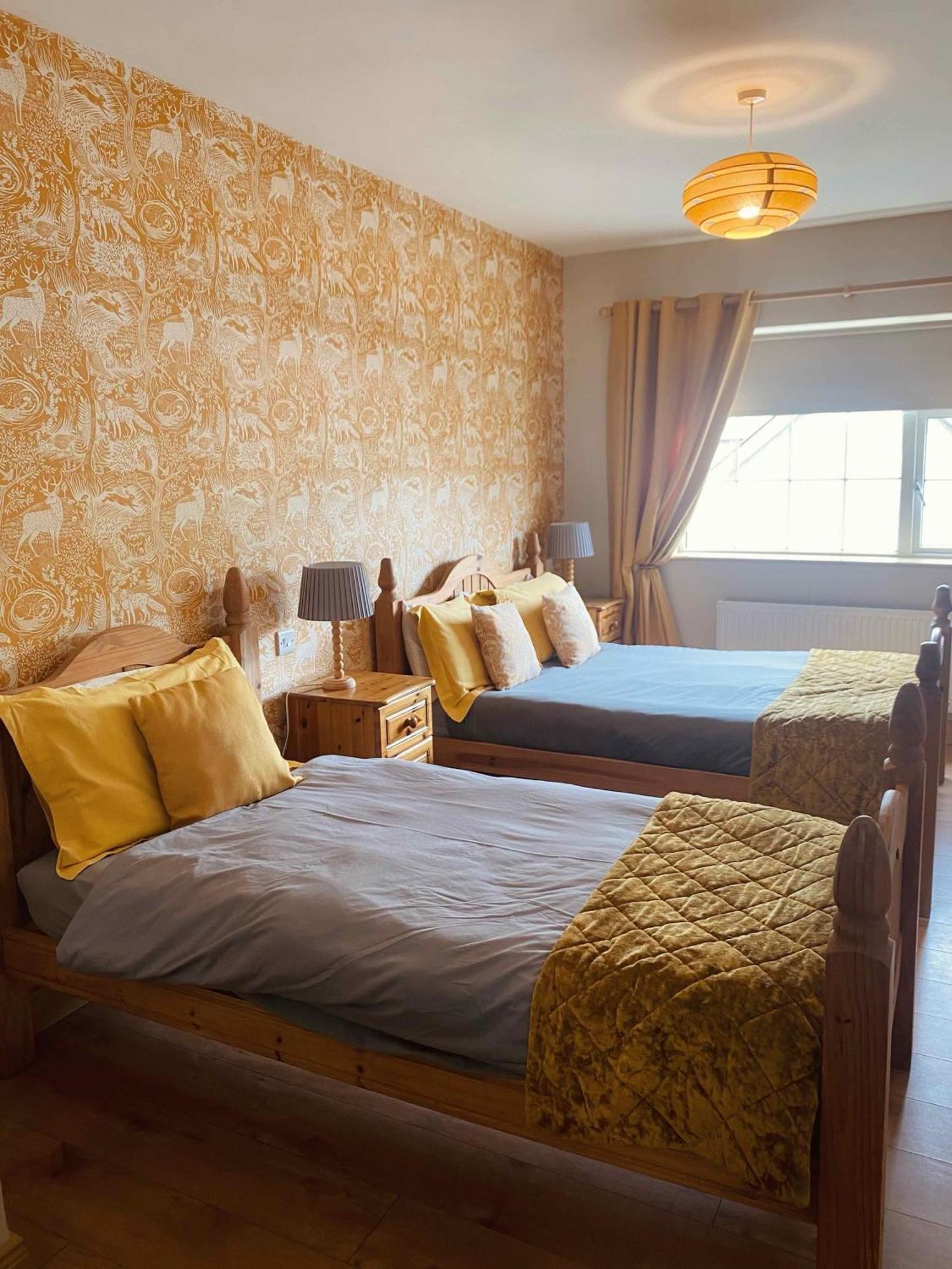 Dulrush Lodge Guest House, Restaurant And Self-Catering Belleek Exterior photo