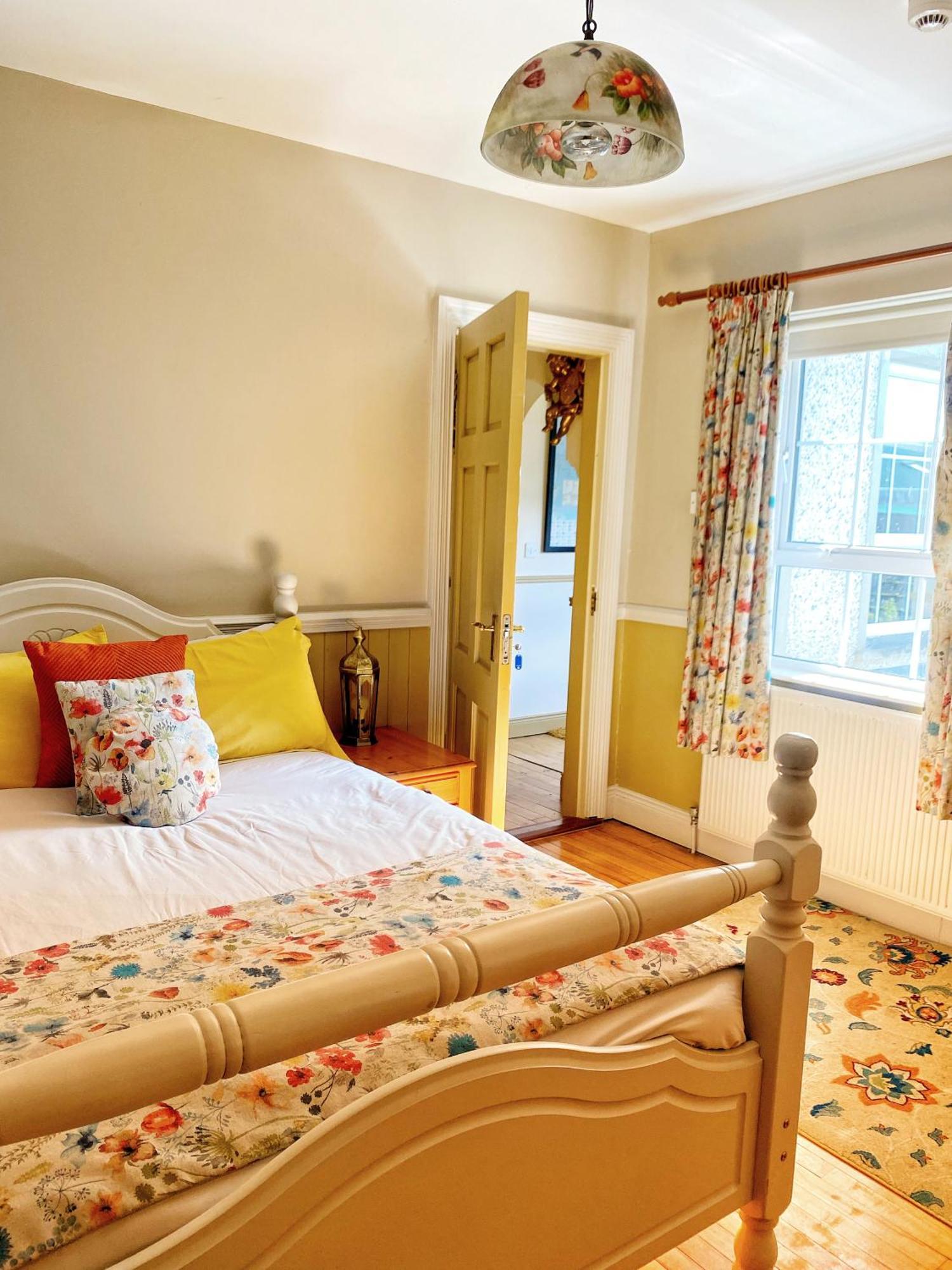 Dulrush Lodge Guest House, Restaurant And Self-Catering Belleek Exterior photo