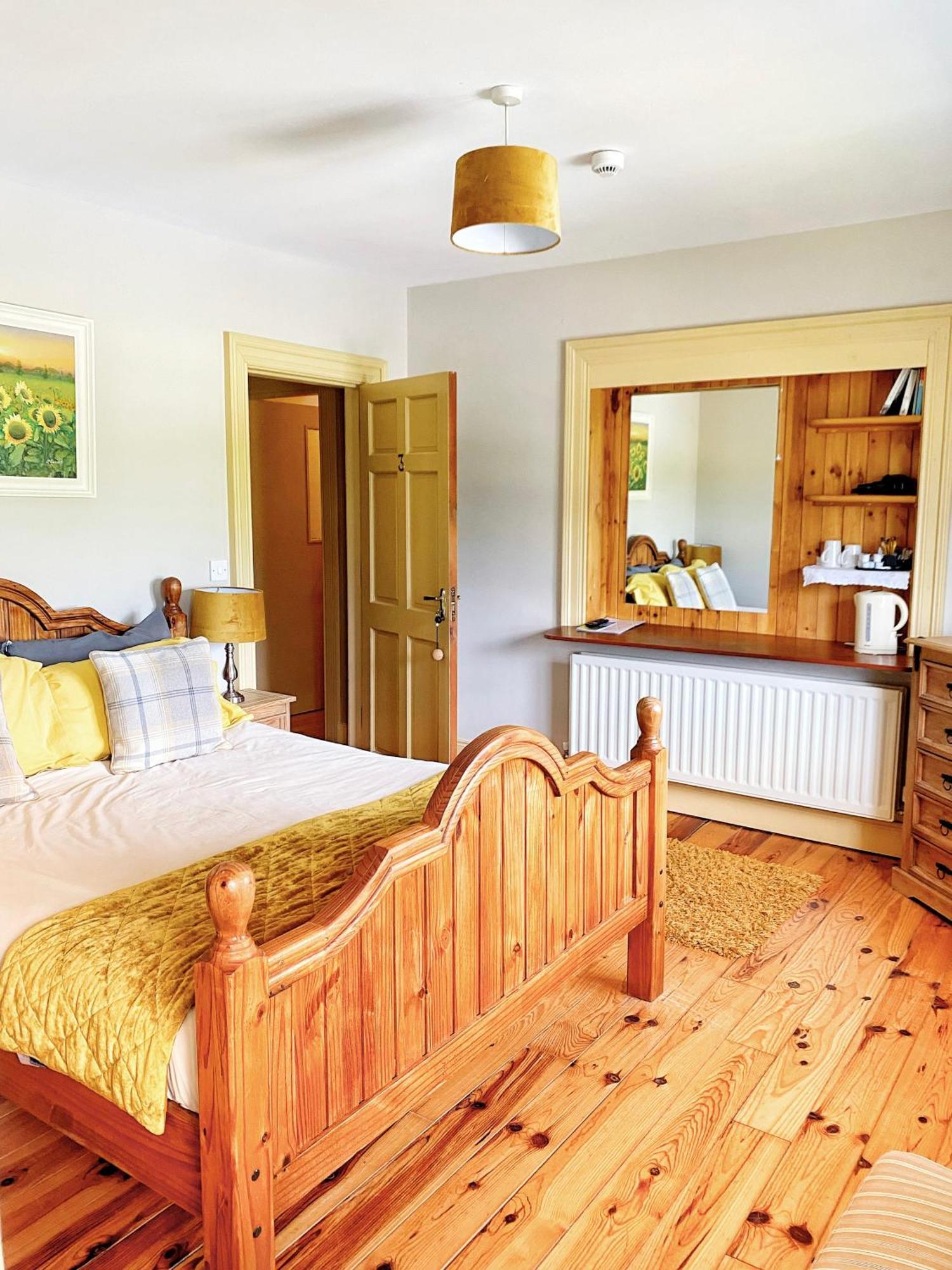 Dulrush Lodge Guest House, Restaurant And Self-Catering Belleek Exterior photo